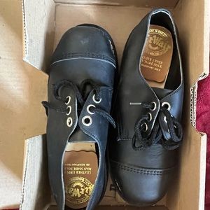 Dr Marten Womans Shoes size 5